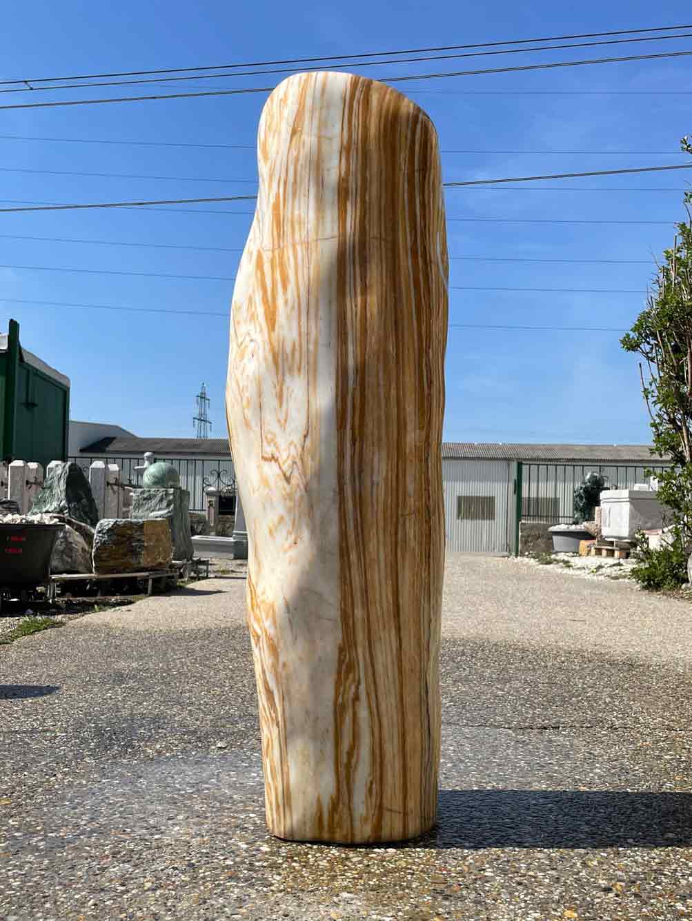 Aegaeis-Gelb-Quellstein-AeG2121-–-112-cm-192kg-1-1