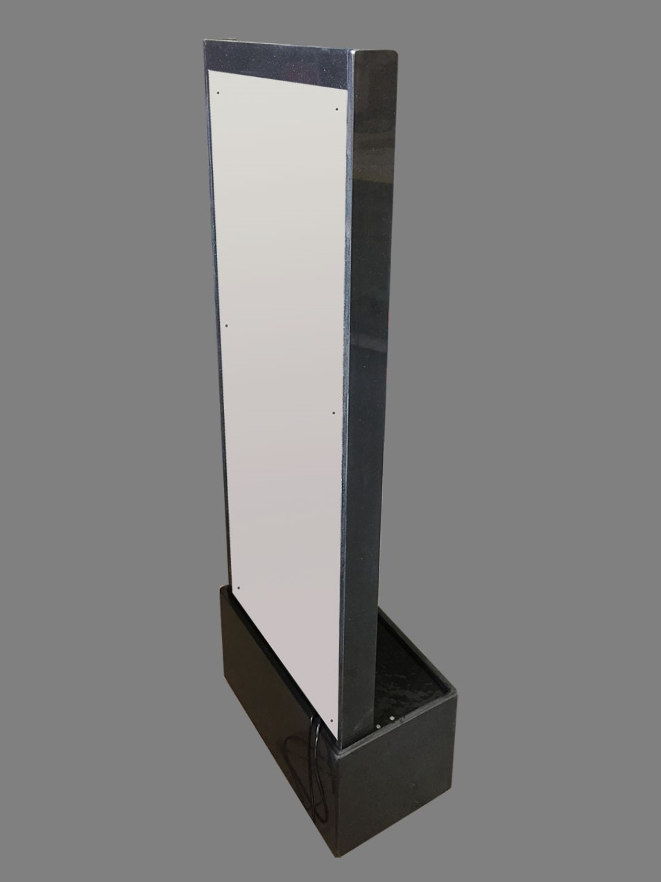 Aldea-grande-Sölker-Marmor_Rückseite