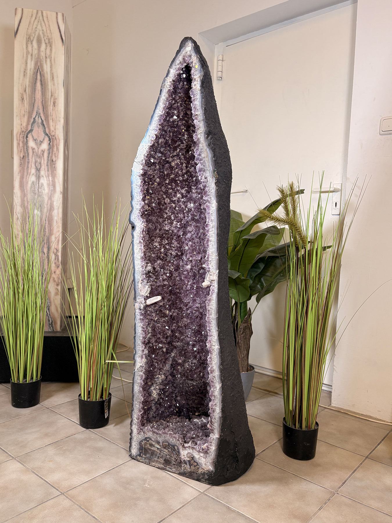 Amethyst-Geode A2605 144cm