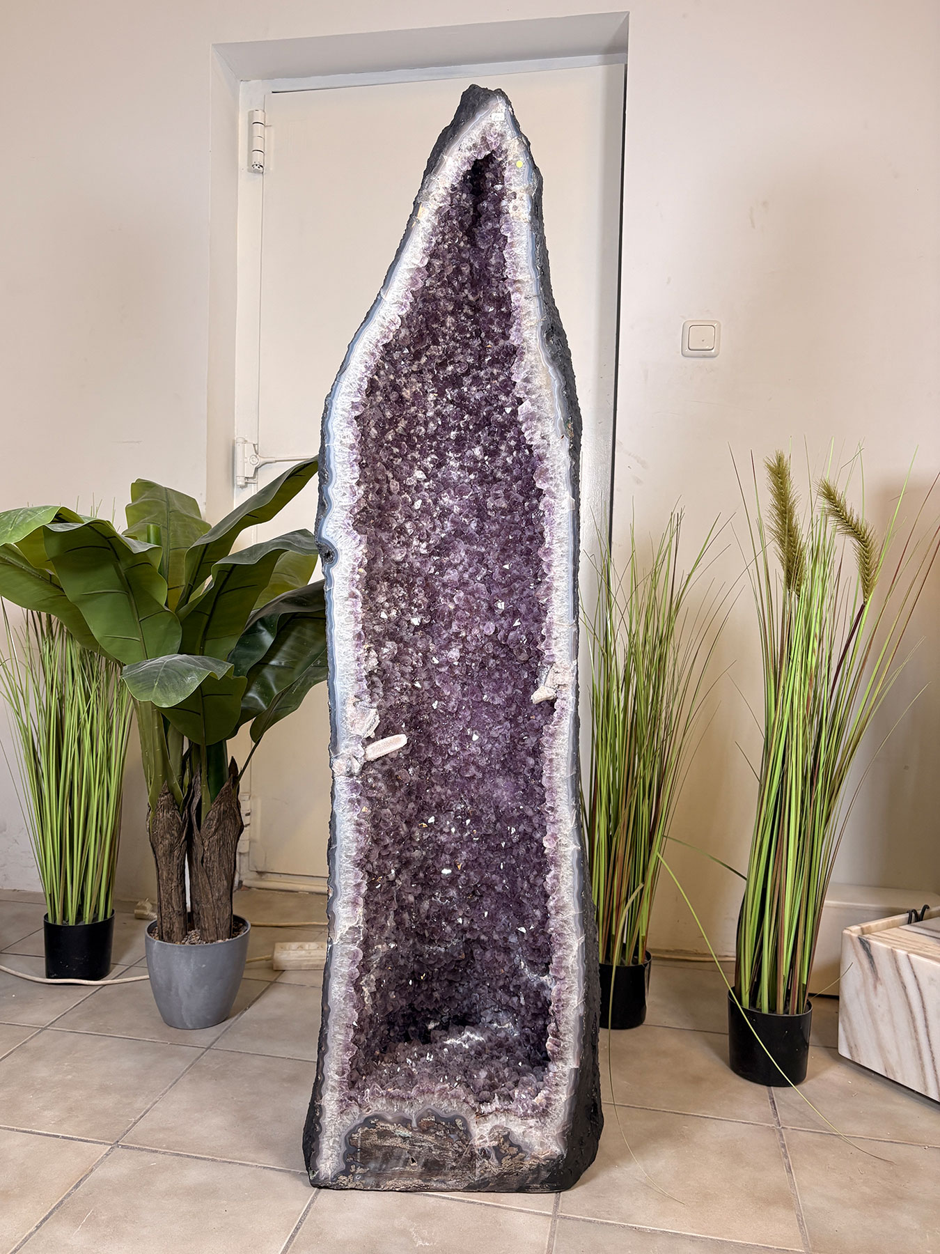 Amethyst-Geode A2605 144cm