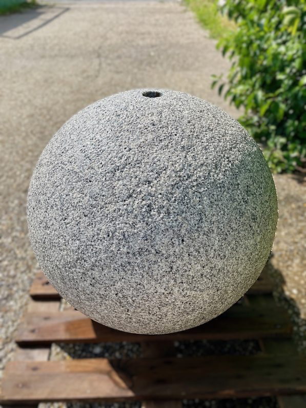 Granit-Quellkugel Ø50cm_5