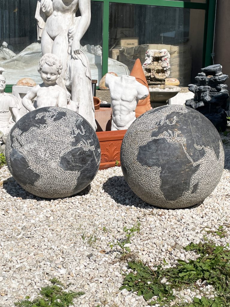 Granit Kugel Sprudelstein rot 40cm - Pierres à fontaines