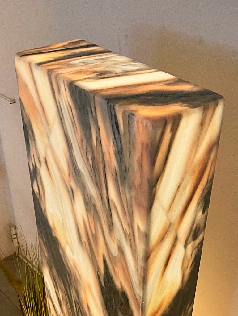 Leuchte-Le-Magnifique-170cm_oben