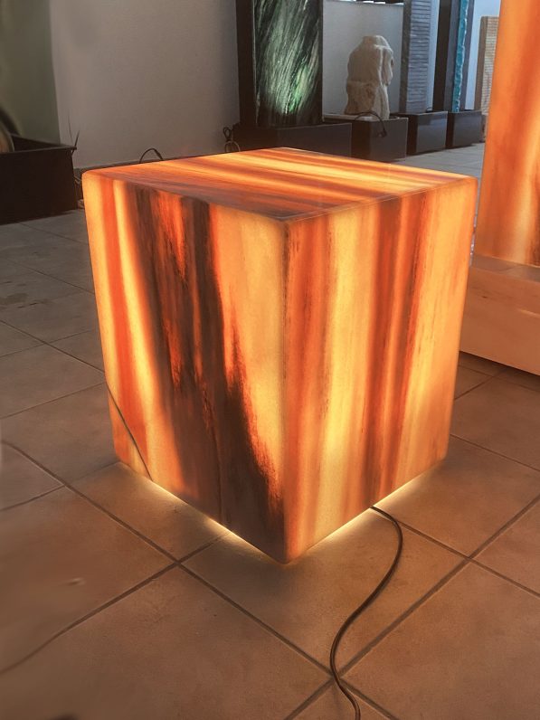 Marmor-Couchtisch Cube 43x43cm; 50cm hoch – Bild 4