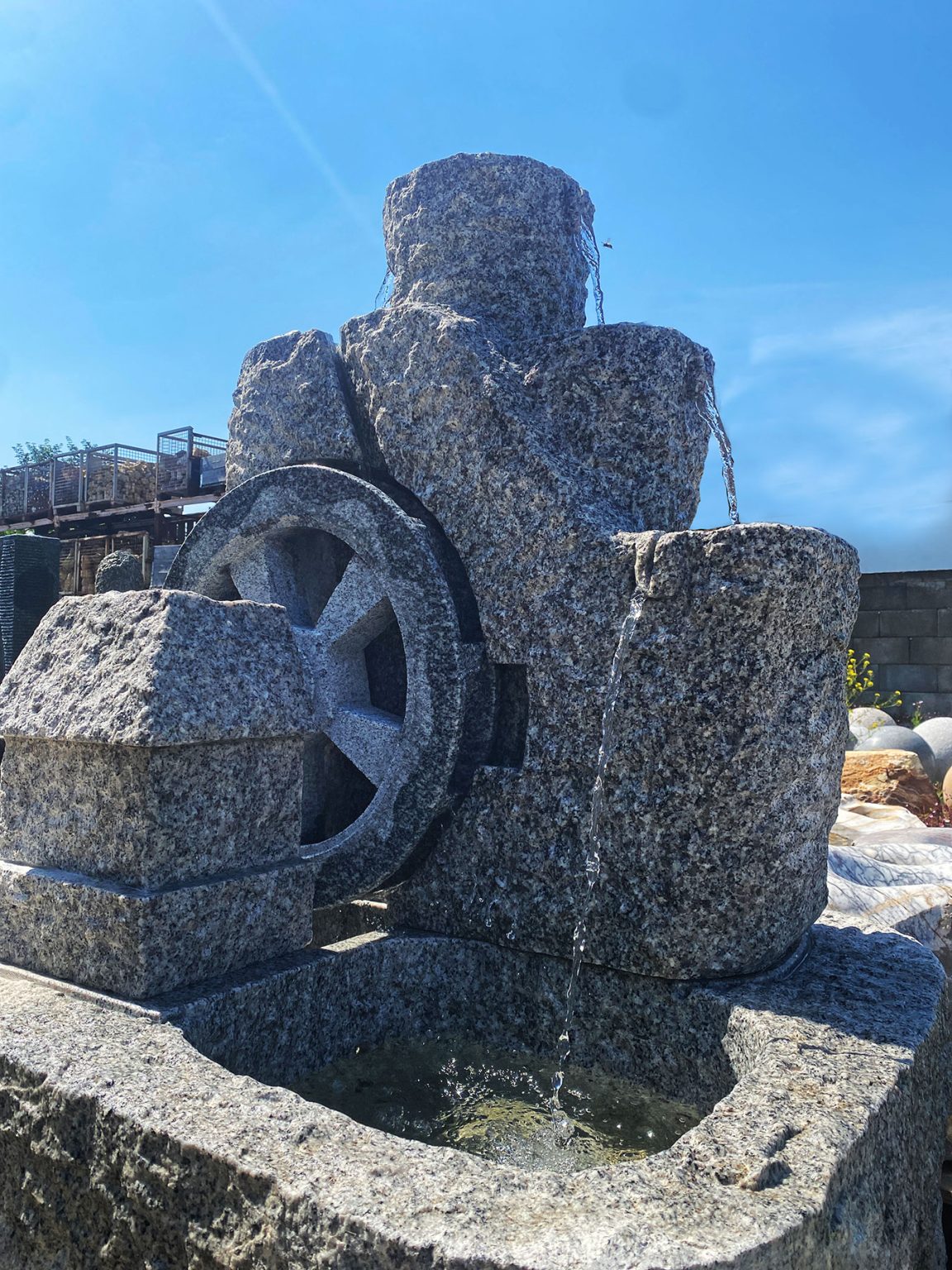 Granitbrunnen Mühlrad XL 115cm Trösters Brunnenwelt