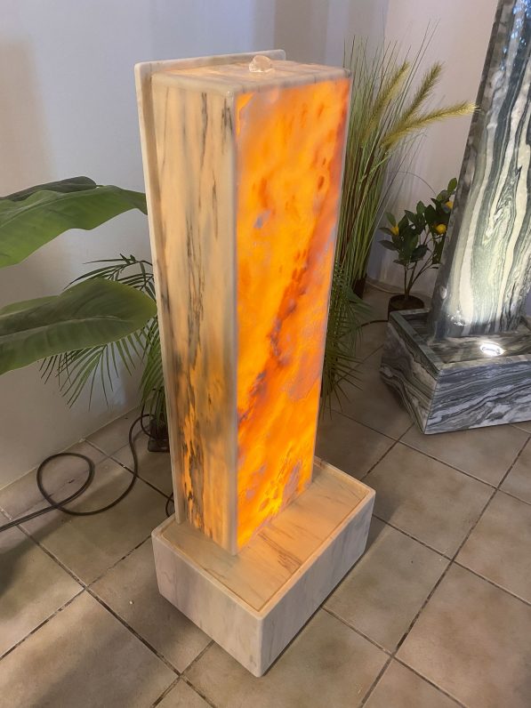 Lichtbrunnen Onyx Tupelo Honey 106cm