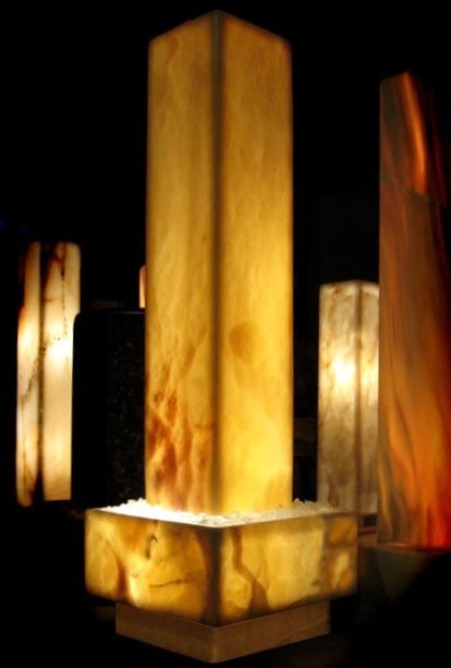 Onyx-Stele2-120x20x20