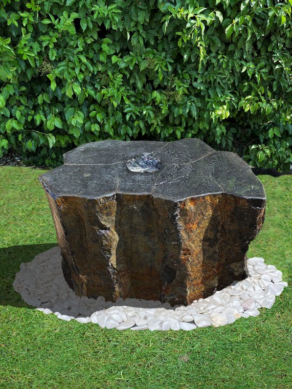 Quellfindling-Basalt-BT2404-77x53cm