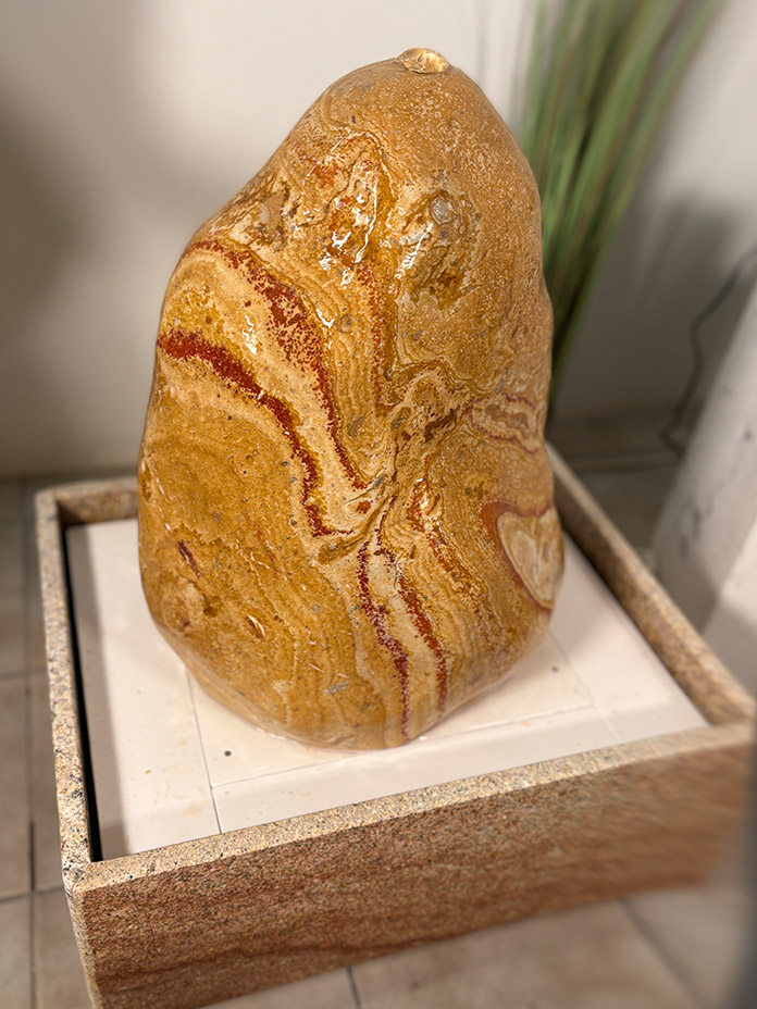 Regenbogen Sandstein Brunnen Mugla 82cm