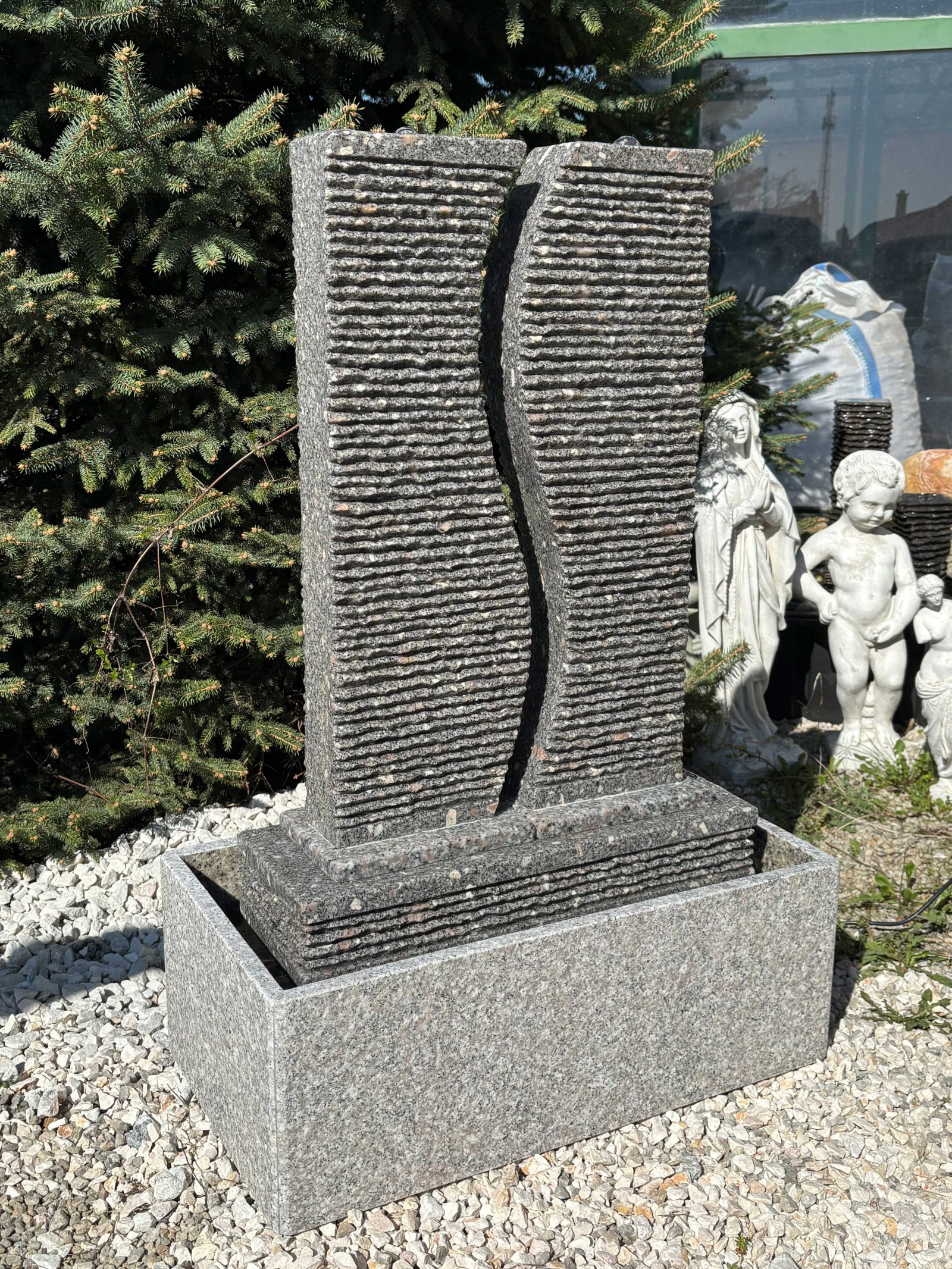 Erstaunlich Granitbrunnen Fur Garten Ebenbild