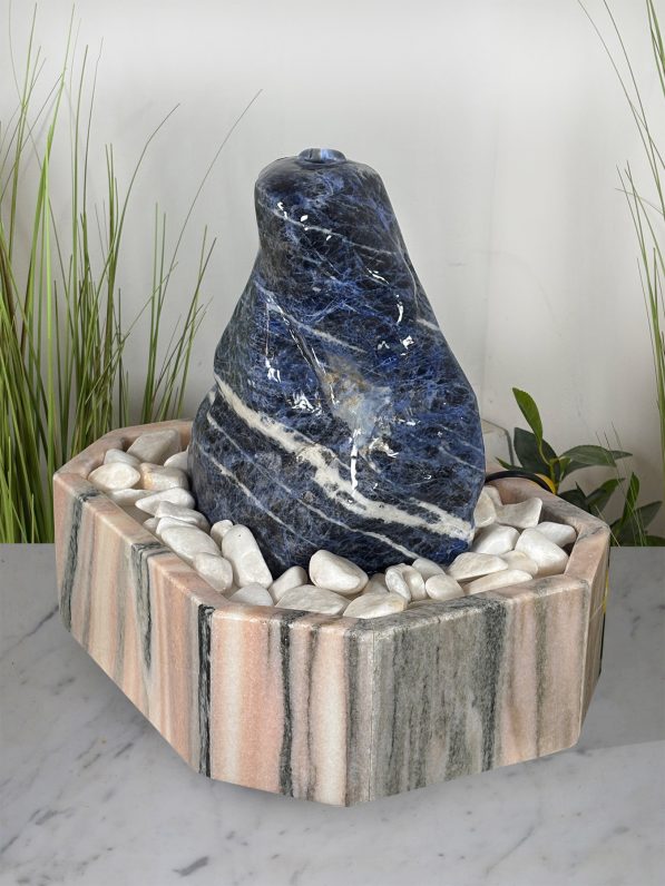 Sodalith-Brunnen-Deep-Blue-Sea-37cm