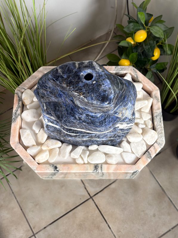 Sodalith-Brunnen-Deep-Blue-Sea-37cm