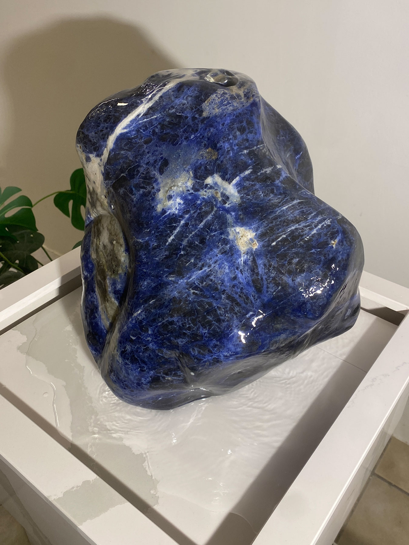 Sodalithbrunnen-Deep-Ocean-98cm_7