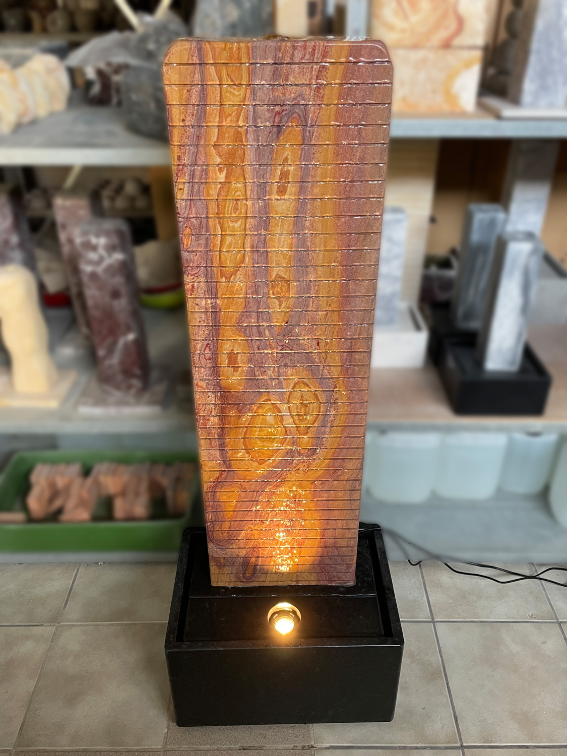 Wasserwand Rainbow India Fethiye 127cm (schwarze Wanne) Trösters