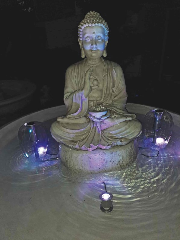 Stilbrunnen Fontana Zen IP Licht