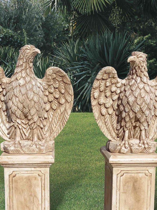 Gartenfigurenpaar Coppia Aquile Vittoriane IP