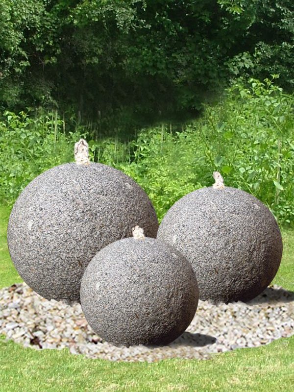 Granit-Kugelbrunnen Trio