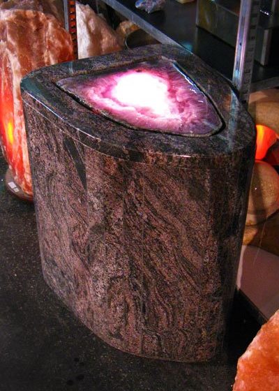 Amethyst Brunnen "Cool springs"