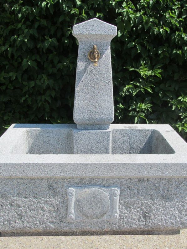 Granitbrunnen  "Forchtenstein" (Art. Nr.: 85943/120)