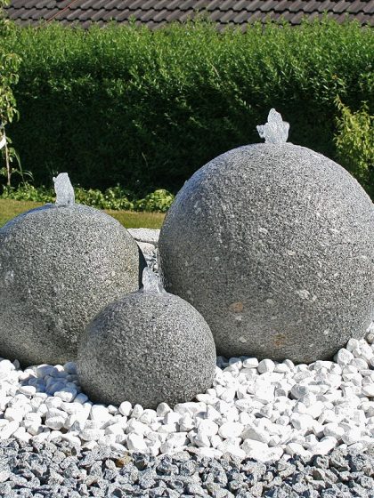 QuellkugelTrio Granit Ø30/40/50cm Trösters Brunnenwelt