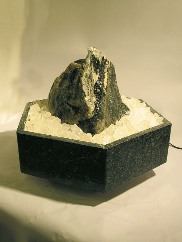 Quellstein-Brunnen "Hamnoy" 37 cm
