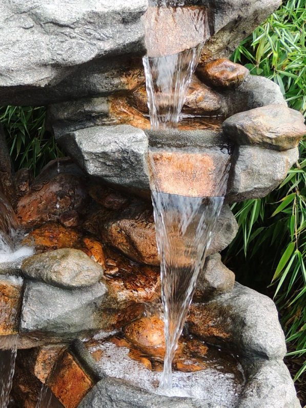 Limao Polyresin Wasserfall