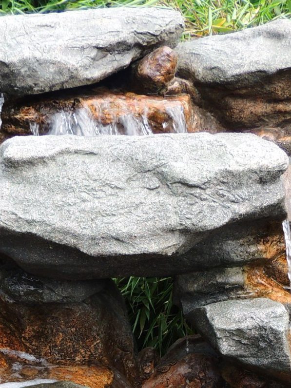 Limao Polyresin Wasserfall