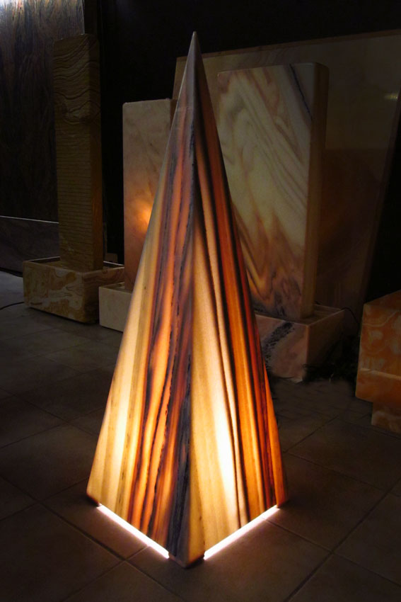 Pyramidenleuchte "Sölker Marmor", 105cm