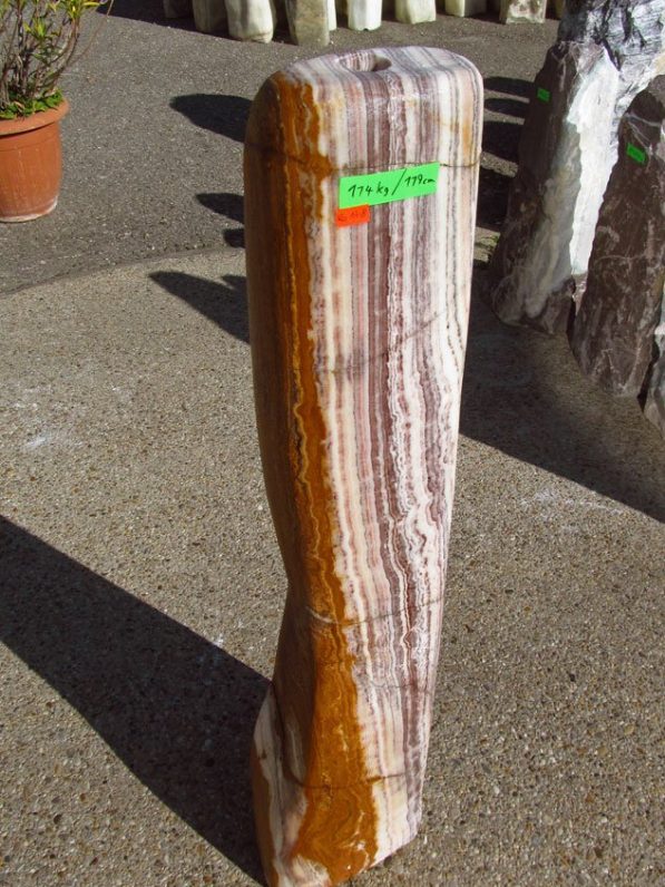 Onyx-Stripes Quellstein 119 cm, RO 17-8