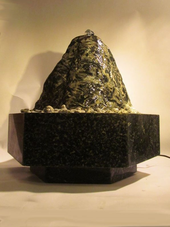 Quellsteinbrunnen-Diabaz-Natur, 43 cm