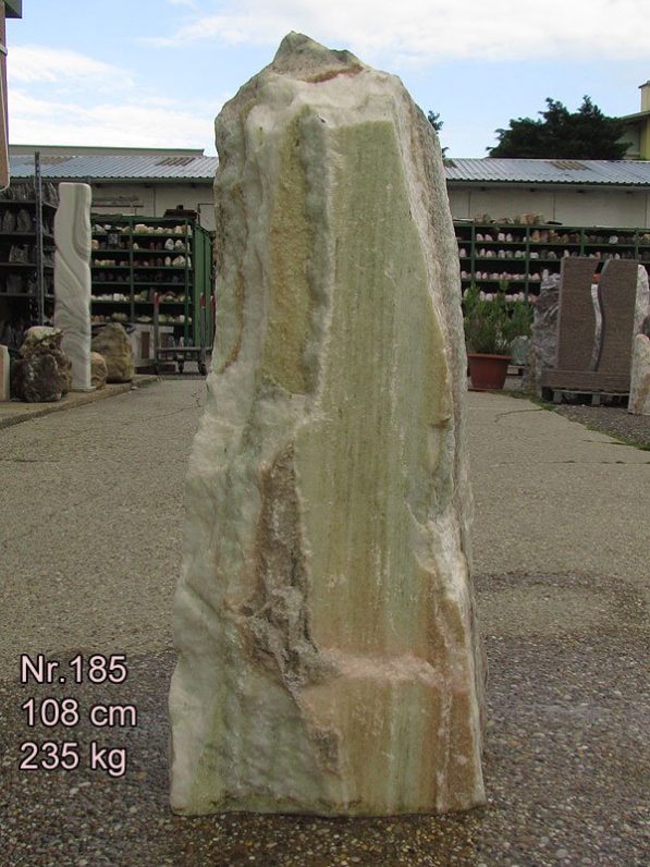 Sölker-Marmor-Quellstein Nr.185, 108 cm