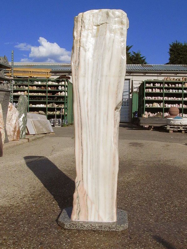 Sölker-Marmor-Quellstein Monolith 120 cm