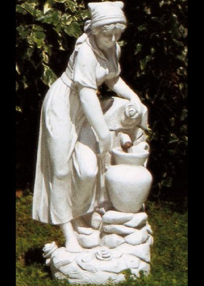 Gartenfigur  Frau mit Wasser "Contadina con anfora"