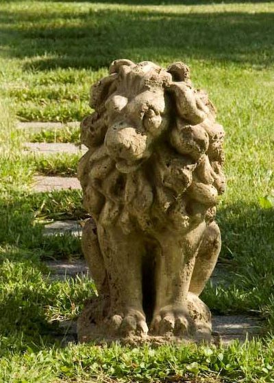 Gartenfigur Löwe "Leone Egizio sx corroso"