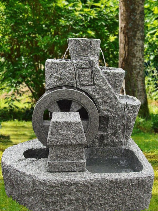Granitbrunnen "Mühlrad" groß