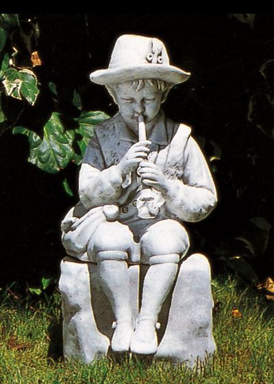 Gartenfigur Junge mit Flöte "Pastore seduto"