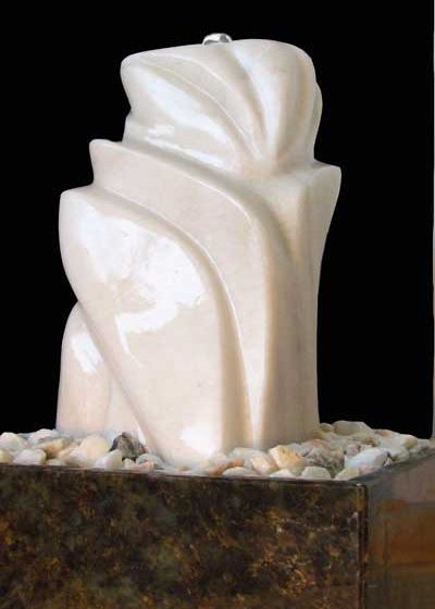 Brunnen-Skulptur Thassos-White