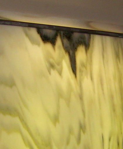 Wasserwand Sölker-Marmor hinterleuchtet 230 cm